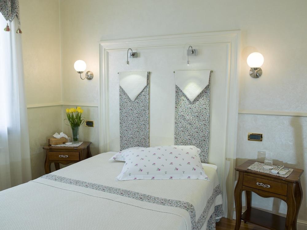 Hotel La Rescossa Mira Buitenkant foto