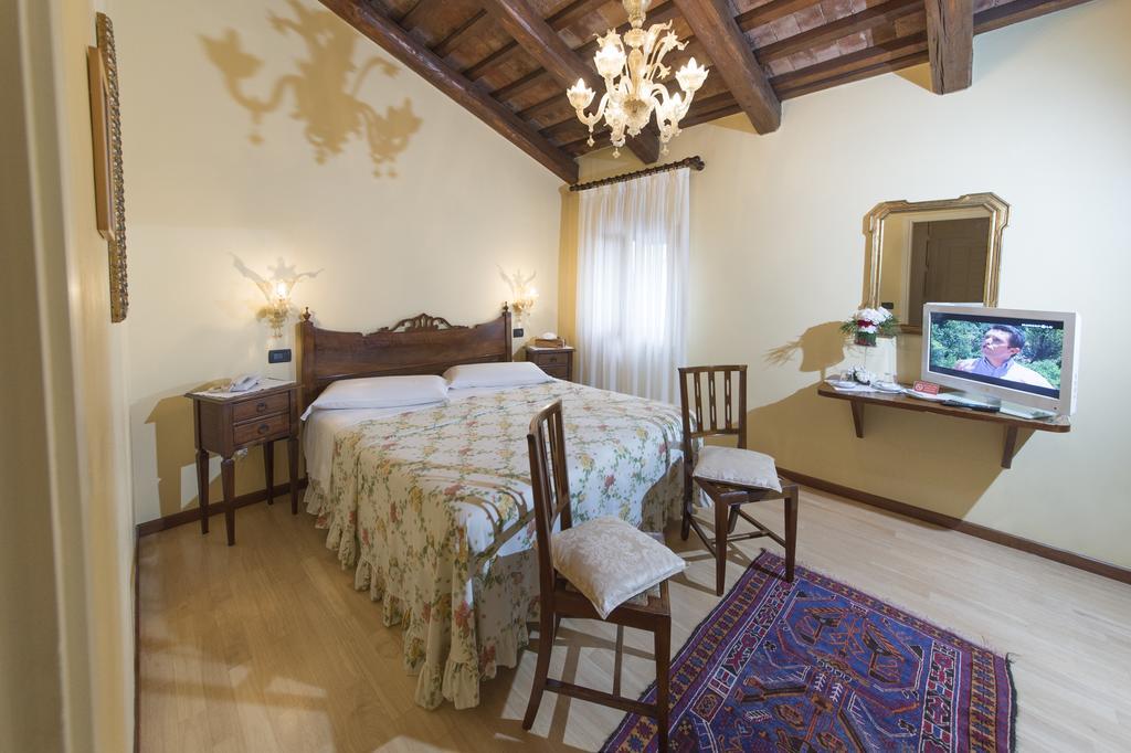 Hotel La Rescossa Mira Buitenkant foto