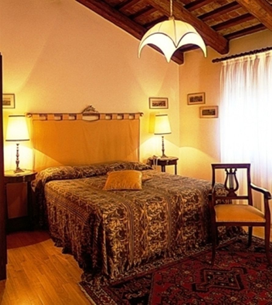 Hotel La Rescossa Mira Buitenkant foto