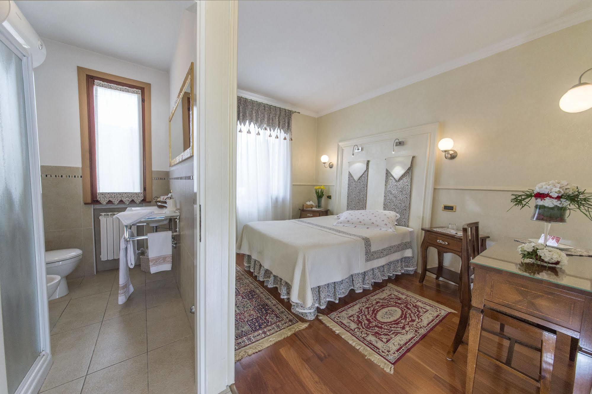 Hotel La Rescossa Mira Buitenkant foto