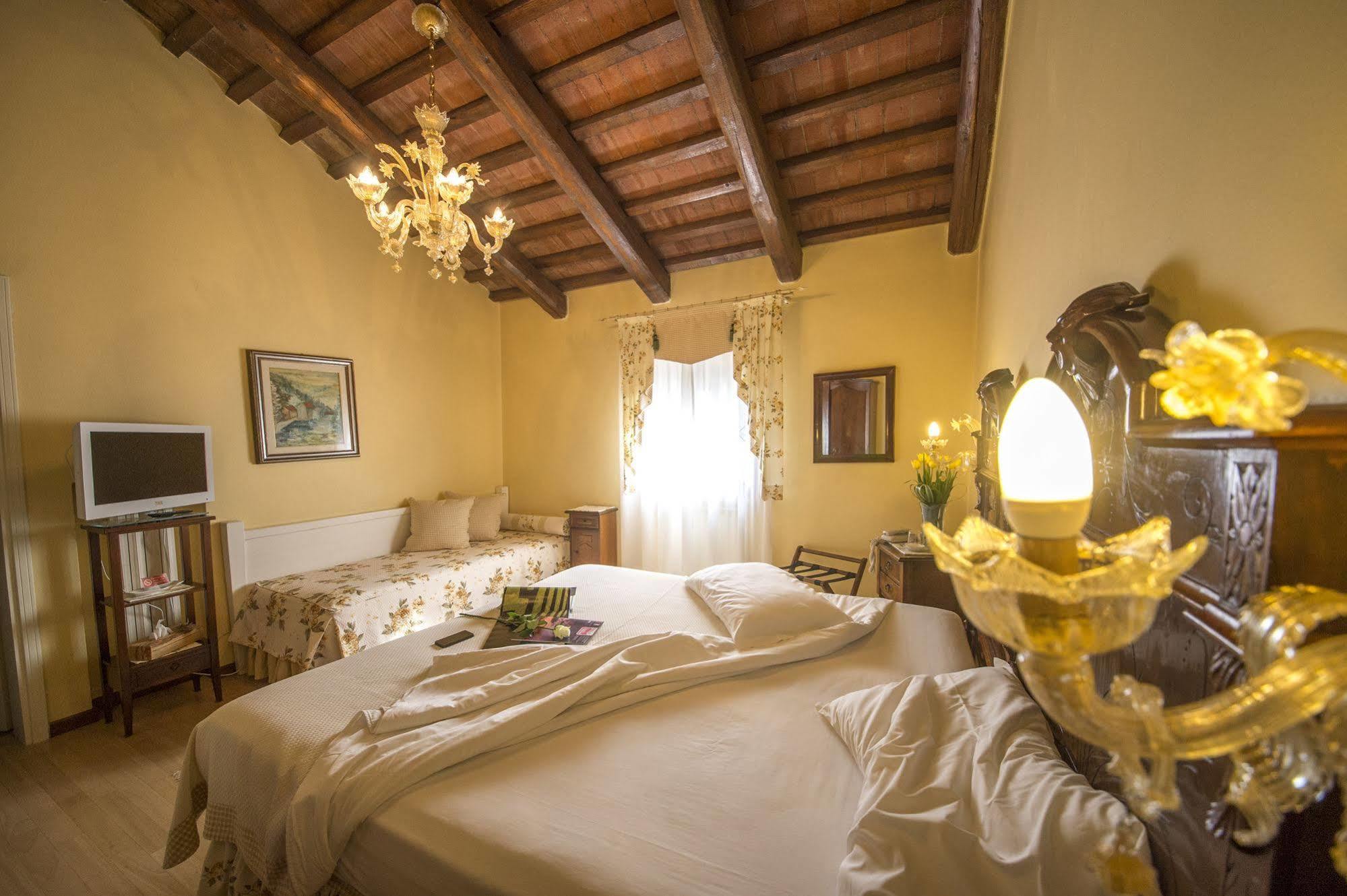 Hotel La Rescossa Mira Buitenkant foto
